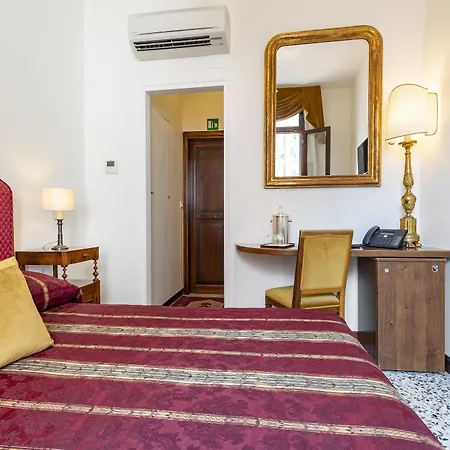 Palazzo Schiavoni Residenza D'Epoca & Suite-Apartments Veneza Exterior foto