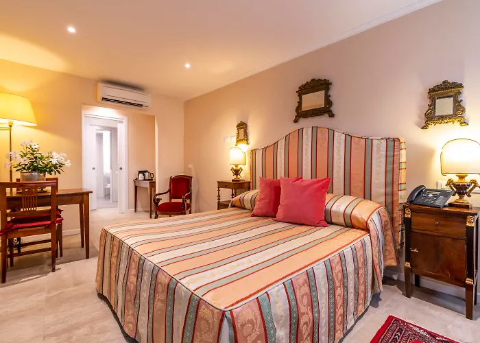 Palazzo Schiavoni Residenza D\'Epoca & Suite-Apartments