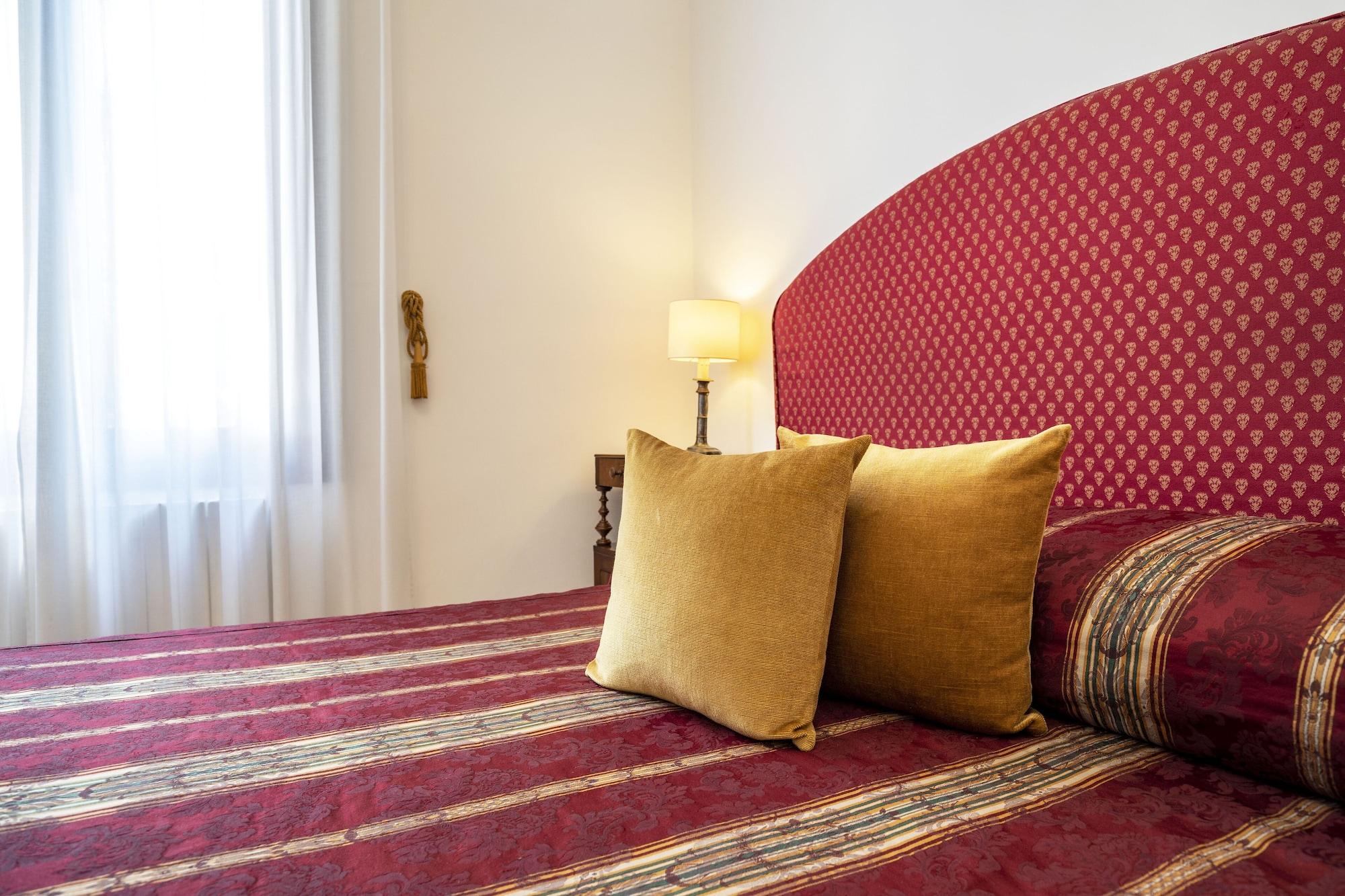 Palazzo Schiavoni Residenza D'epoca & Suite-apartments Maison d'hôtes Venise