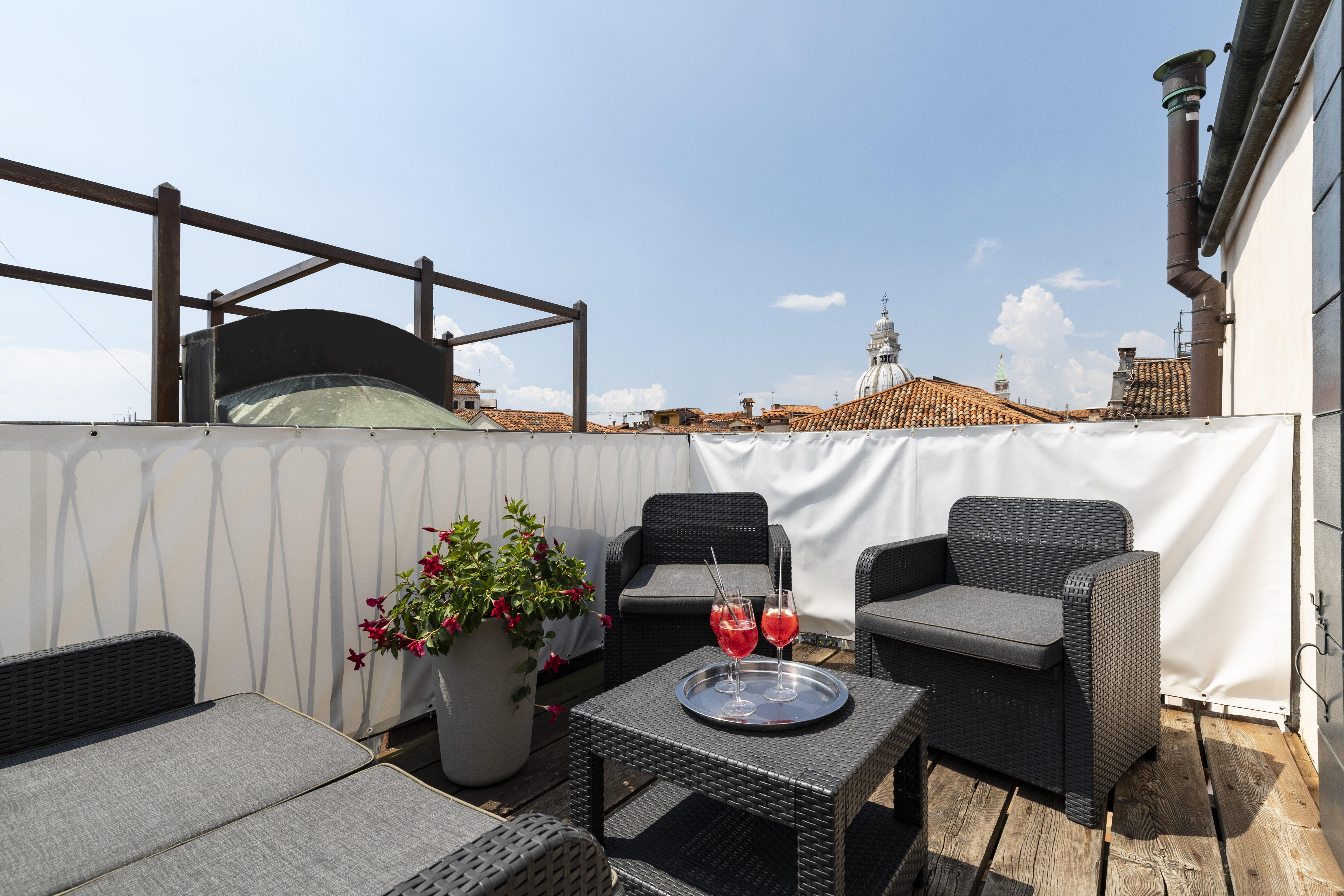 Palazzo Schiavoni Residenza D'epoca & Suite-apartments Maison d'hôtes 3*