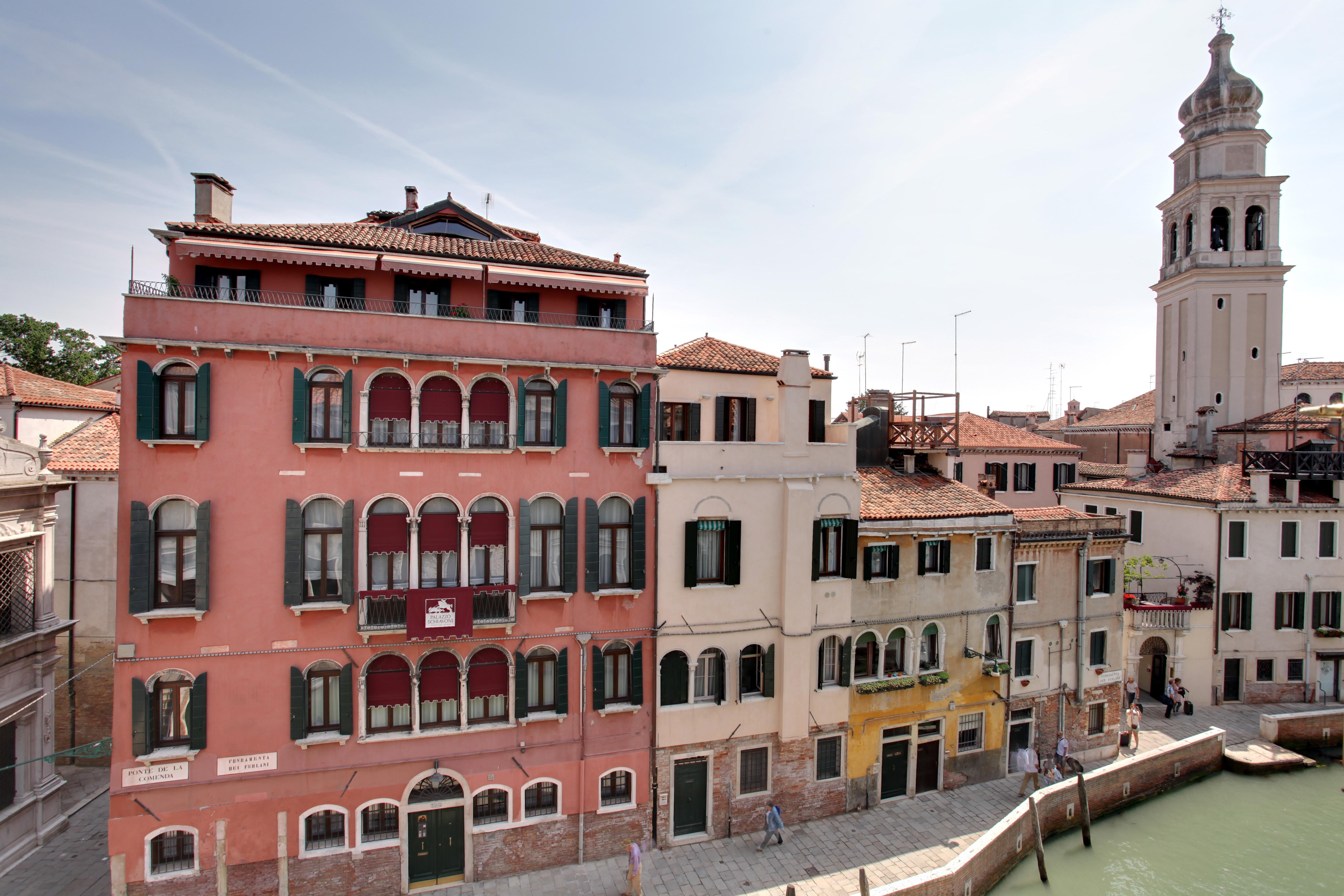 Palazzo Schiavoni Residenza D'epoca & Suite-apartments Maison d'hôtes